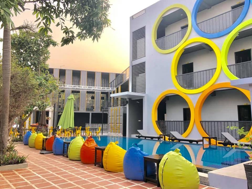 The Flex Hostel Siem Reap Exteriör bild