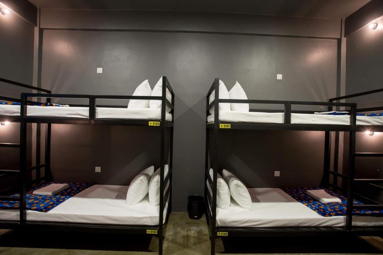 The Flex Hostel Siem Reap Exteriör bild