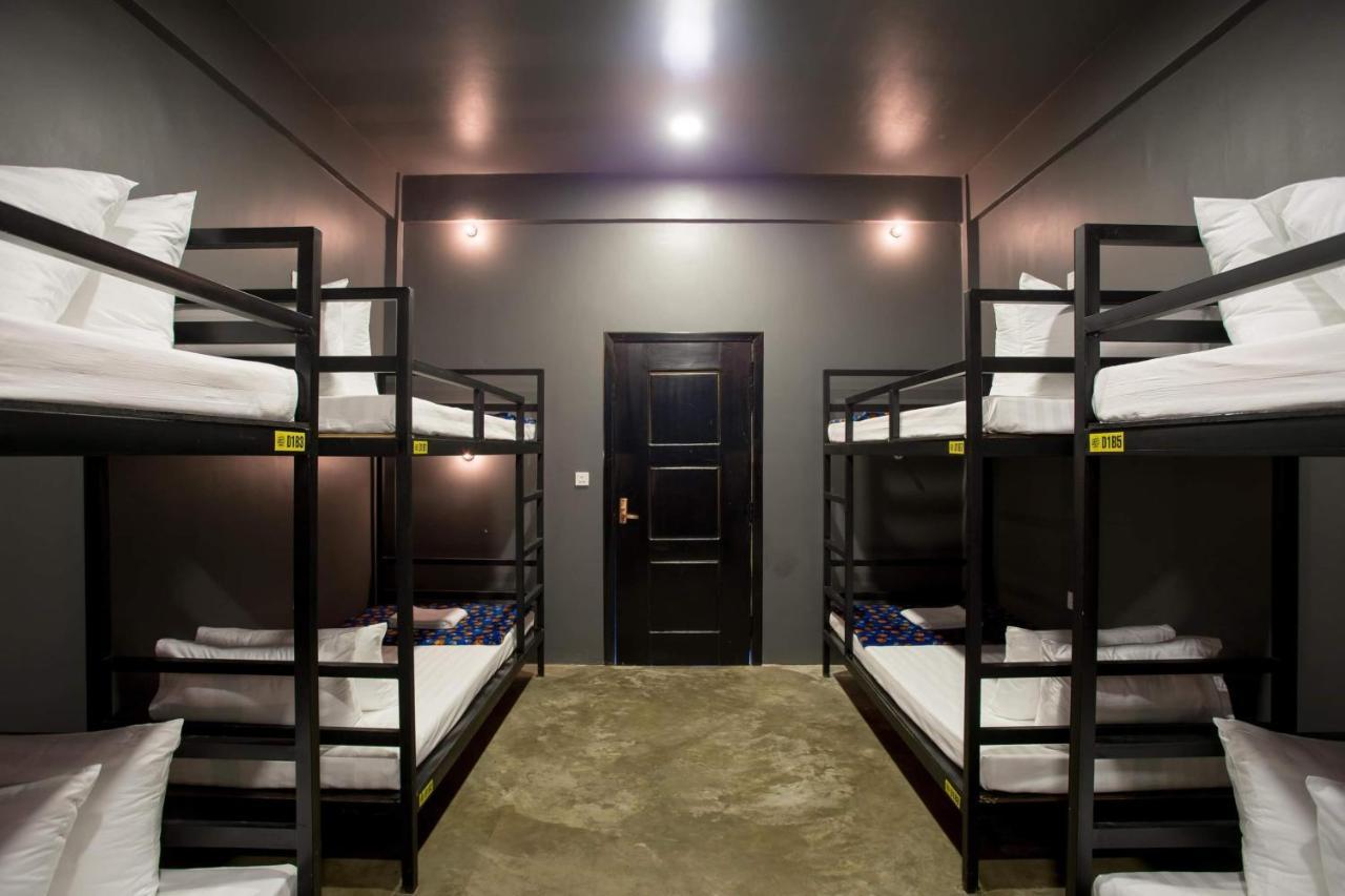 The Flex Hostel Siem Reap Exteriör bild