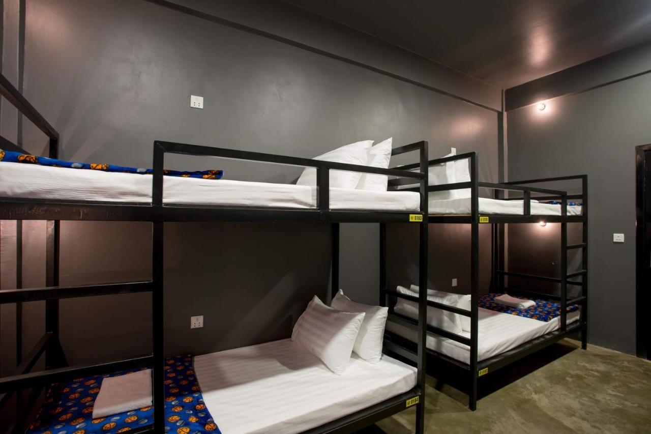 The Flex Hostel Siem Reap Exteriör bild