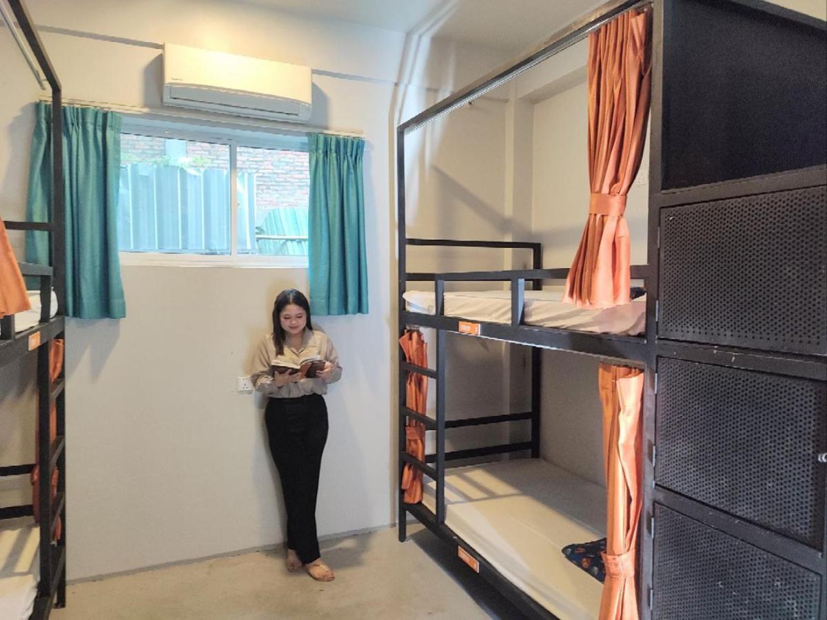 The Flex Hostel Siem Reap Exteriör bild